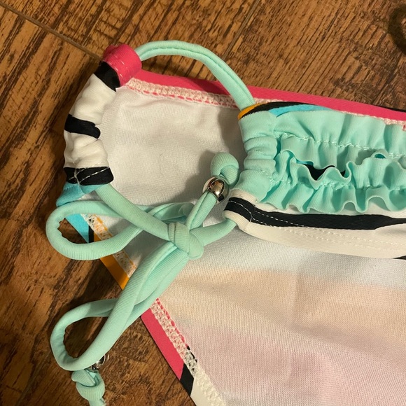 Ingear Bikini - Picture 3 of 8